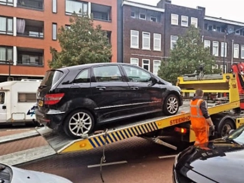 Beslag op voertuig vanwege openstaande schuld